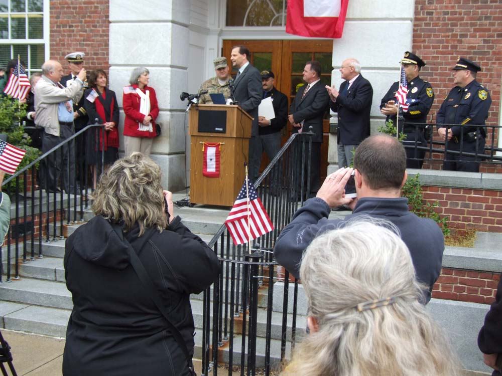 State Senator Robert L. Hedlund speaking 5